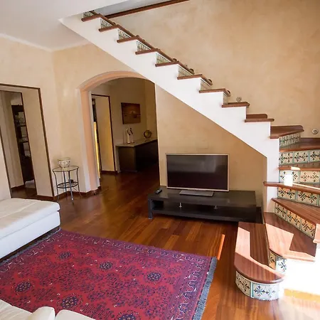Villa Paradiso *